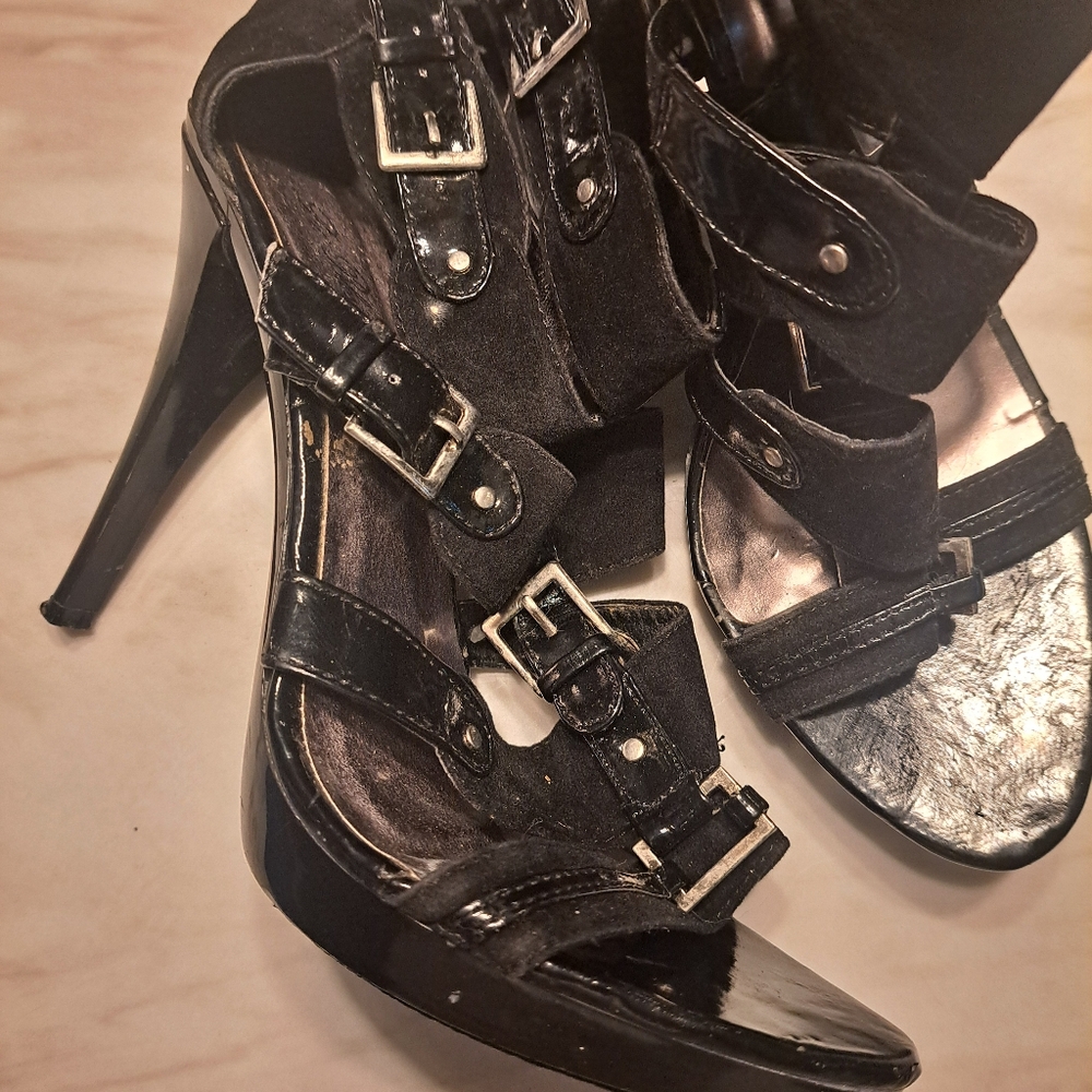 Black Strappy Heels With buckles